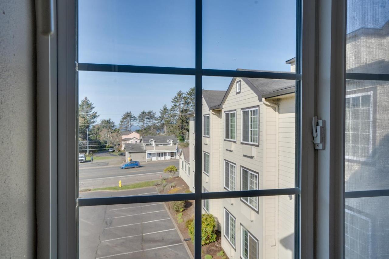 The Ashley Inn & Suites Lincoln City Exterior photo